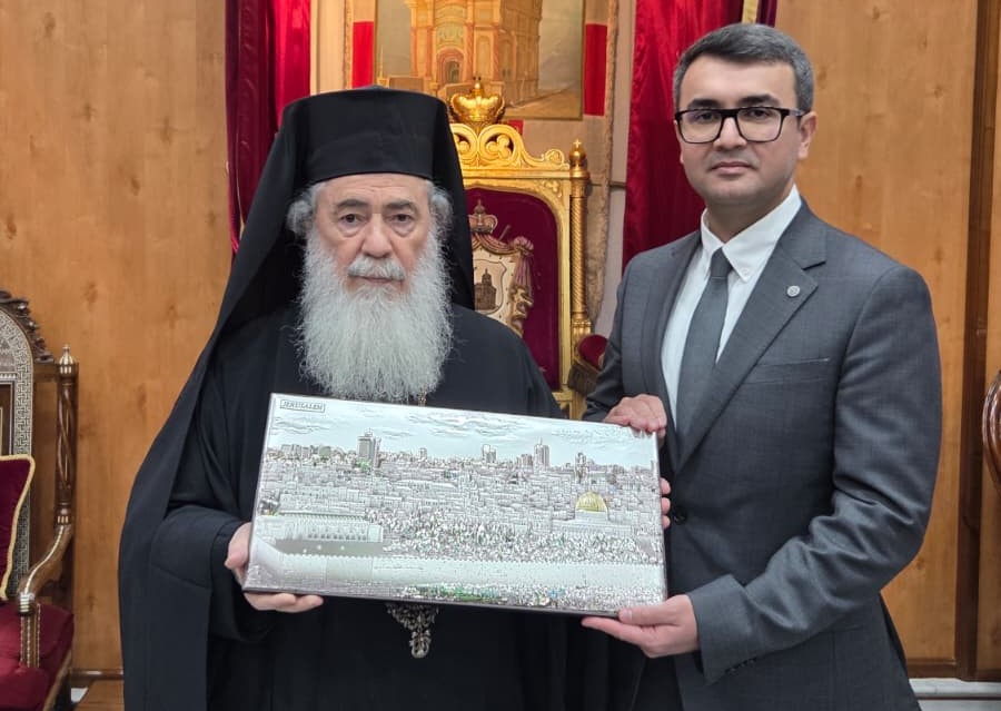 Multikulturalizm Mərkəzinin icraçı direktoru Qüds Yunan Pravoslav Patriarxı ilə görüşüb